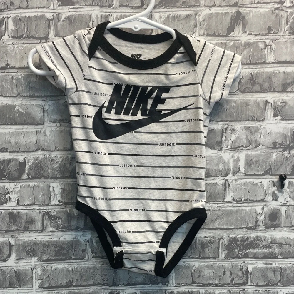 Nike Black and‎ Gray Striped Baby onesie
